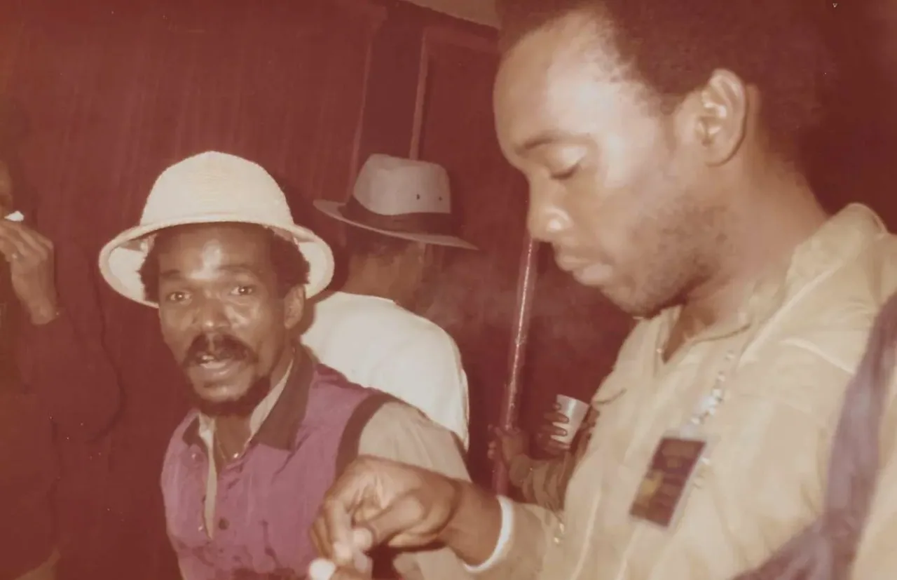 1984 Legend tour, two of the great Legend from Bob Marley Wailers and Upsetter band, original Legend. Carlton Barrett and Earl Wya Lindo. Original bredren I know from 1968. All I can say to the Legend, rest in Power.